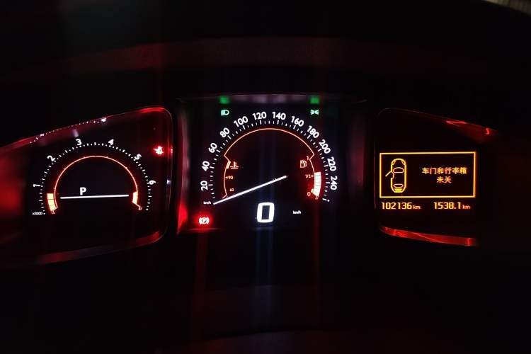 Used DS 6 2016 1.6T Luxury Edition THP160