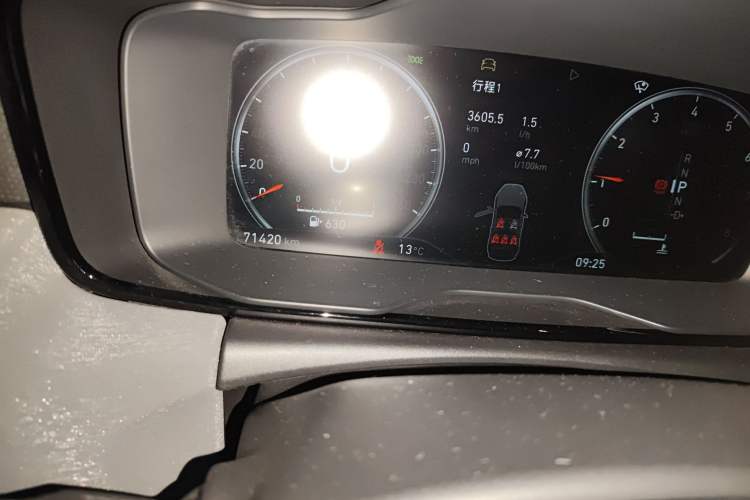 Used Lynk & Co 02 2018 1.5T DCT Two-Wheel Drive Pro Version China V Emission Standard