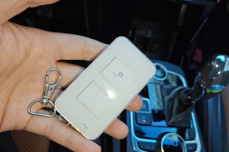 Used BYD Qin New Energy 2015 1.5T Dual-Crown Flagship Plus Edition Vehicle Key