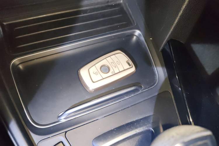 Used BMW 3 Series 2016 320Li Fashion Model
