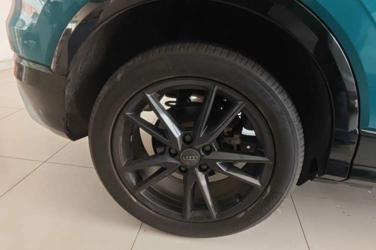 Used Audi Q2L 2018 35 TFSI Launch Exclusive Edition China VI