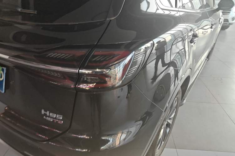 Used Hongqi HS5 2023 2.0T Qixiang Pro Edition
