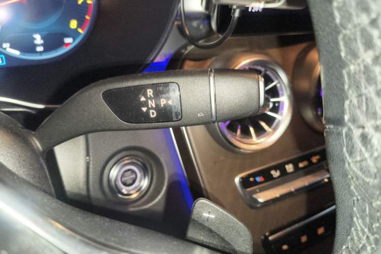 Used Mercedes-Benz GLC 2021 GLC 260 L 4MATIC Luxury Model Gear Lever