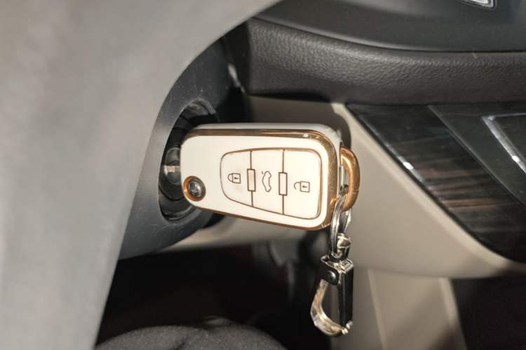 Used Roewe 360 2015 1.5L Manual Luxury Edition
