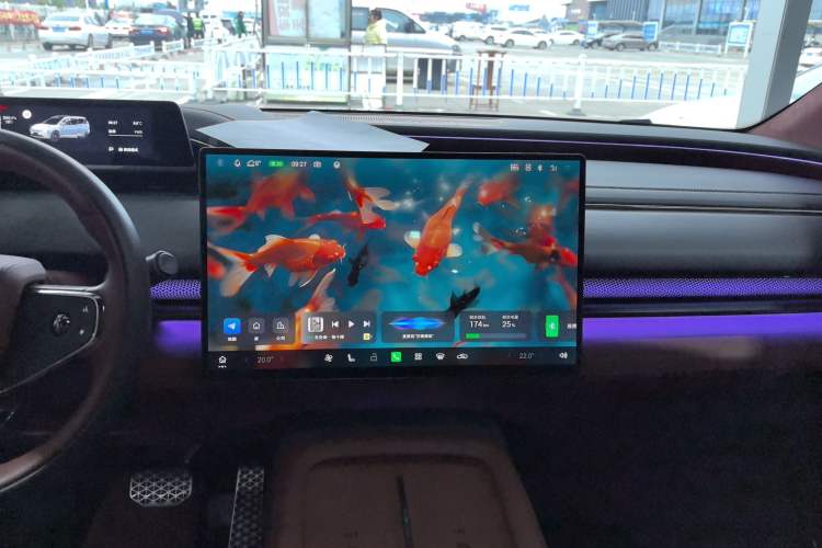 Used Hyptec HL 2025 700 Ultra Six-Seater All-Wheel-Drive LiDAR Version
