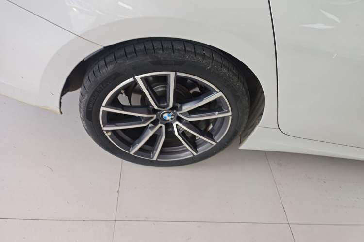 Used BMW 3 Series 2022 Restyled 320Li M Sport Package Exterior 5