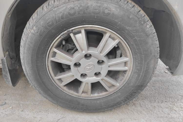 Used JAC Group Refine M5 2012 2.0T Gasoline Manual Business Edition