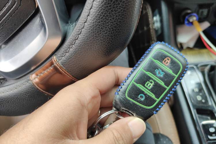 Used Changan CS95 2017 2.0T Four-Wheel Drive ZhiZun Edition