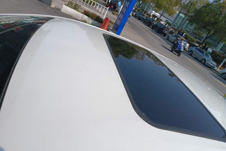 Used Peugeot 408 2014 1.8L Automatic Luxury Edition
