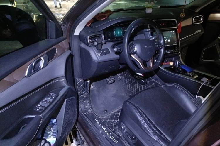 Used Lynk & Co 01 2017 2.0T Two-Wheel Drive Pro Edition
