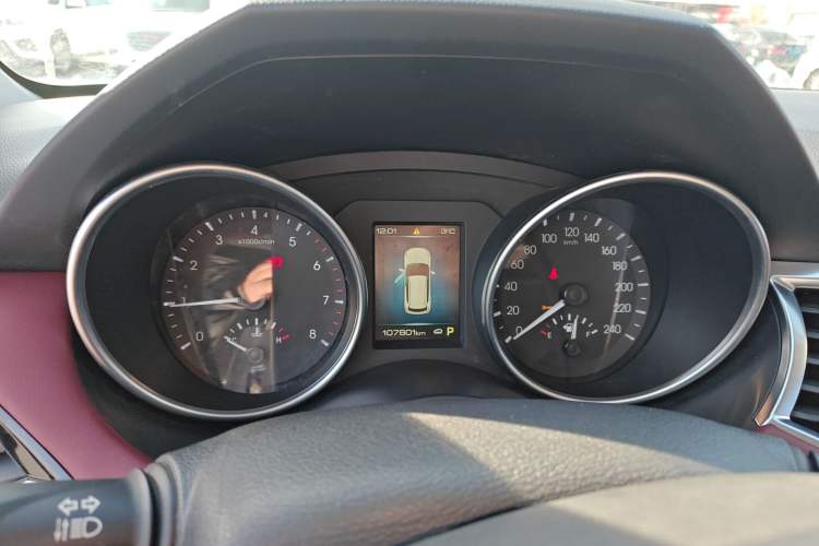 Used Haval H6 Coupe 2018 Red-Label 1.5T Automatic Two-Wheel Drive Luxury Model
