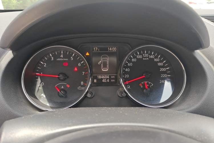 Used Nissan Qashqai 2011 1.6XE Wind 5MT 2WD Instrument Cluster