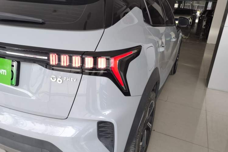 Used Lynk & Co 06 EM-P 2022 PHEV 84 km Range Pro Version
