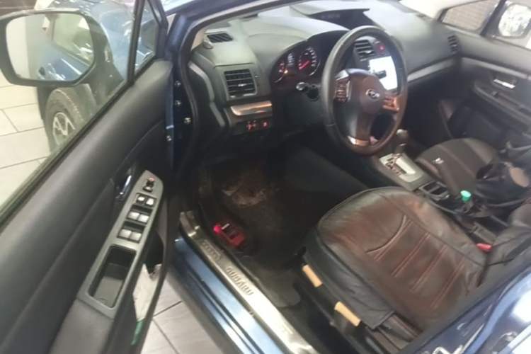 Used Subaru XV 2014 2.0i Comfort Edition
