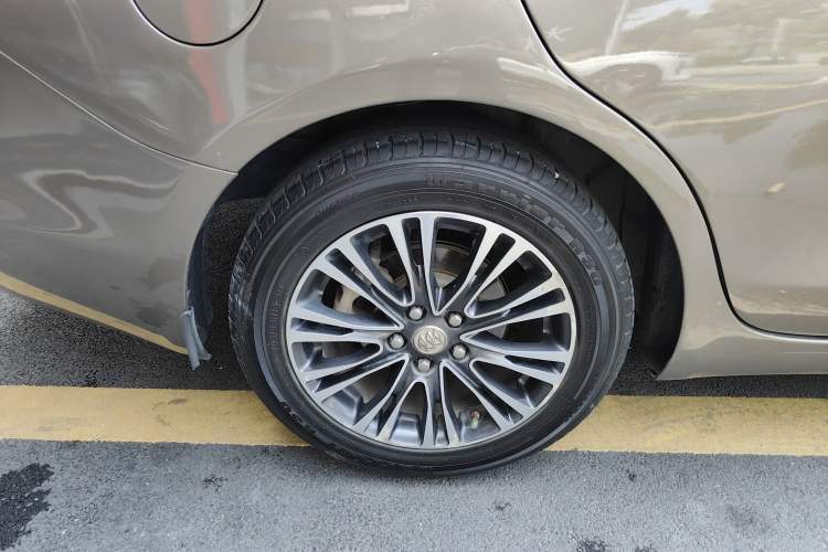 Used Buick GT 2016 18T Dual-Clutch Elite Model