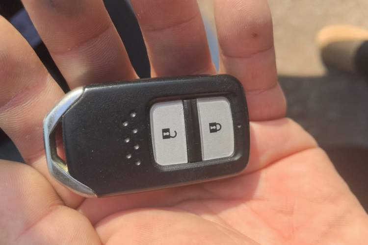 Used Honda Jade 2017 1.8L automatic Comfort version 5 seats
