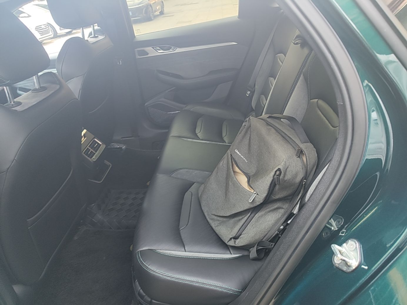 Geely Auto Preface 2023 2.0TD "Only This Verdant Green" Edition — снимка 20