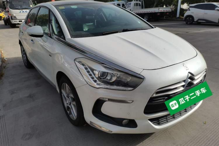 Used DS 5 2013 1.6T Elegant Edition THP160

