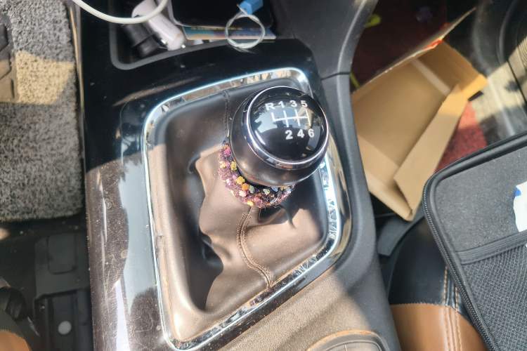 Used Soueast DX7 2015 1.5T Manual Luxury Model
