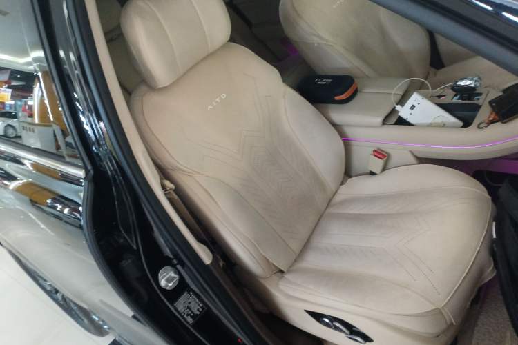 Used Hima AITO M7 2024 1.5T Intelligent Driving 4WD Max Edition 5 Seats