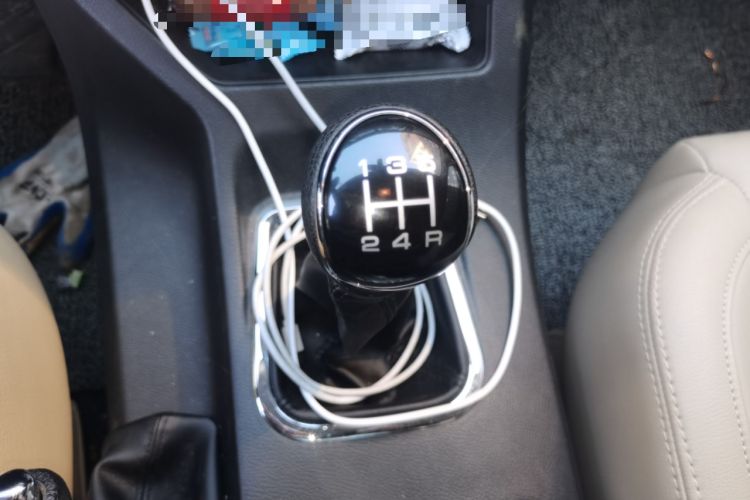 Used FORTHING Lingzhi 2023 M5L 1.6L Base Model 7 Seats
