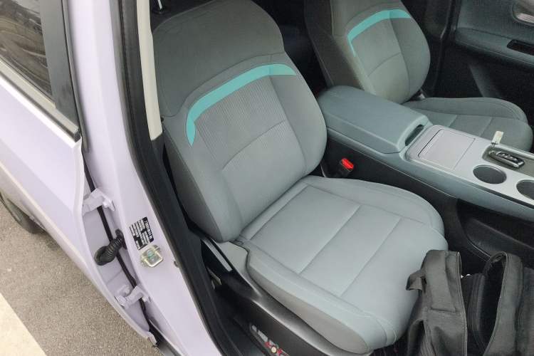 Used AION Y 2023 Younger