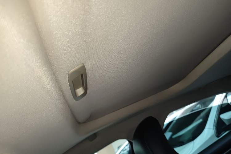 Used Ford Mondeo 2018 EcoBoost 180 Smart Control Fashion Model China VI Standard Headliner