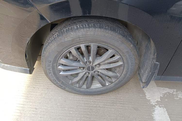 Used SAIC MAXUS G50 2023 1.5T Manual Comfort B Trim