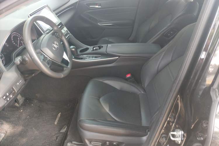 Used Toyota Avalon 2019 2.0L XLE Premium Edition China VI