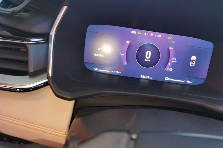 Used Lynk & Co 06 EM-P 2022 PHEV 84 km Range Pro Version