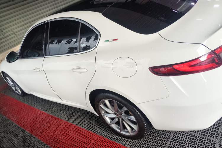 Used Alfa Romeo Giulia 2020 2.0T 280HP Luxury Edition