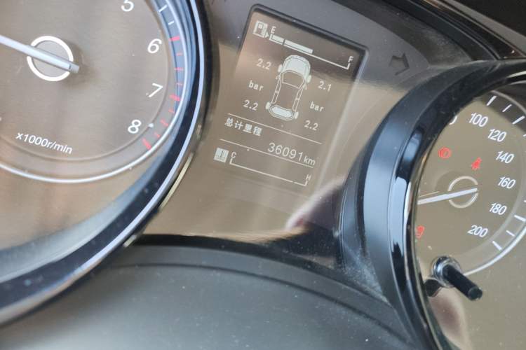 Used Wuling Hongguang PLUS 2019 1.5T Manual Comfort Version 7 Seats