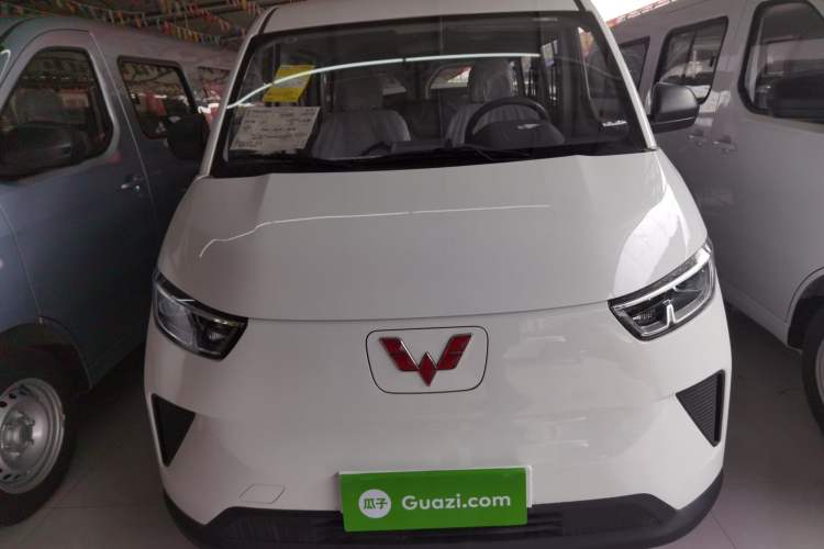 Used Wuling Yangguang 2025 Model 400km Bus Edition—Comfort Edition
