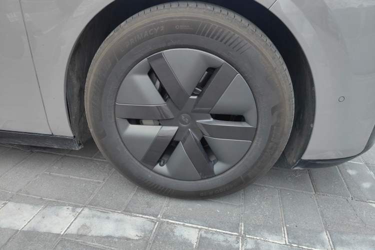 Used Li Auto MEGA 2024 Ultra Model