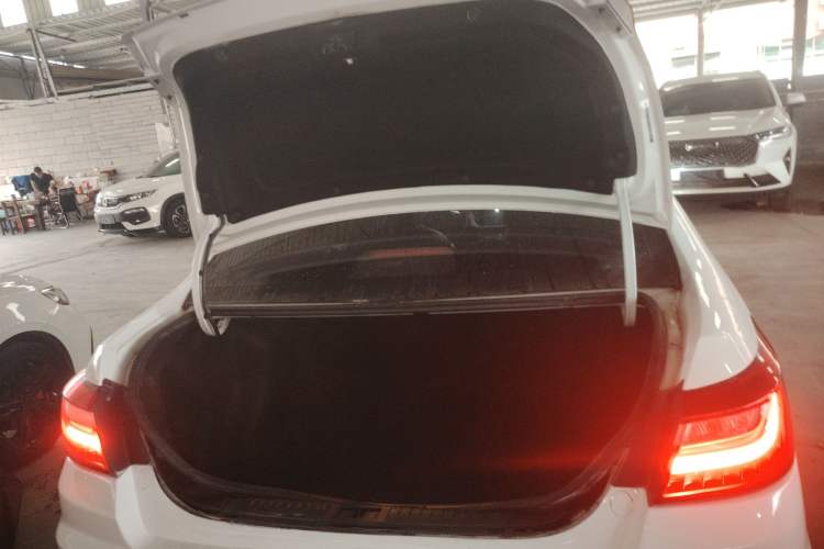 Used Geely Auto Vision 2018 1.5L Automatic Happiness Edition Trunk