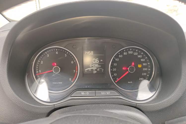 Used Volkswagen Polo 2014 1.6L Manual Comfort Edition