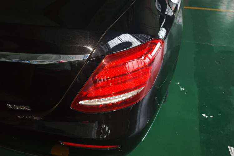 Used Mercedes-Benz E-Class 2019 Facelifted E 300 L Stylish Version
