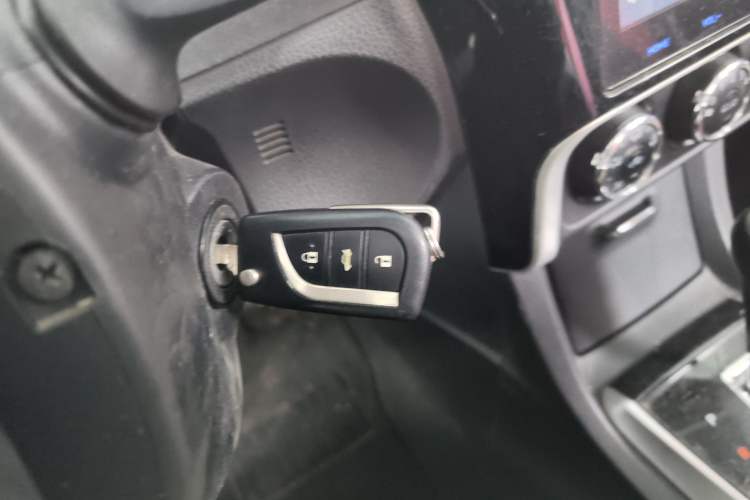 Used Toyota Corolla 2017 Revised Version 1.2T S-CVT GL-i
