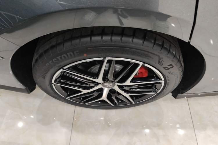 Used BYD Han L 2025 DM-p Four-Wheel-Drive LiDAR Flagship Model Exterior 8