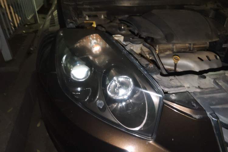 Used Geely Auto GX7 2015 Sports Edition 2.0L Automatic Luxury Model
