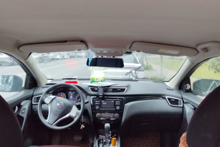 Used Nissan Qashqai 2016 2.0L CVT Elite Edition Headliner