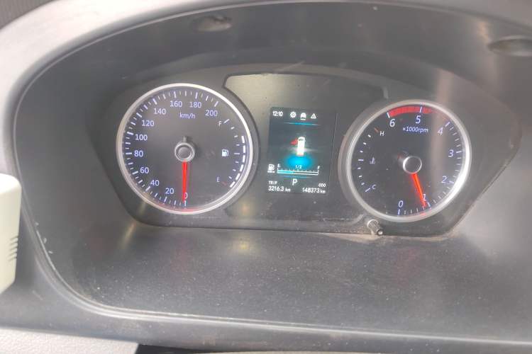 Used Foton Toano 2023 2.0T Automatic Urban Edition Short Wheelbase Mid-Height Design with Single Rear Tire—Available in 5/6/9-Seater Configurations
