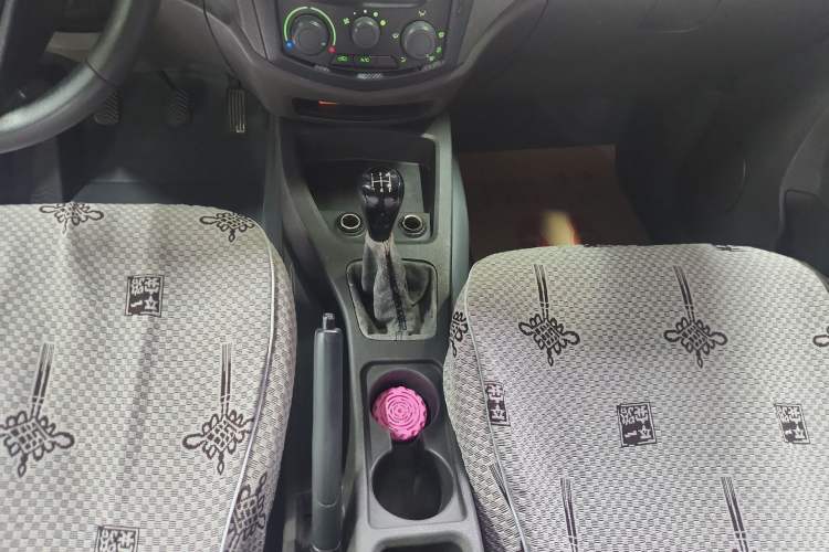 Used Wuling Hongguang 2015 1.5L S Base Model China IV
