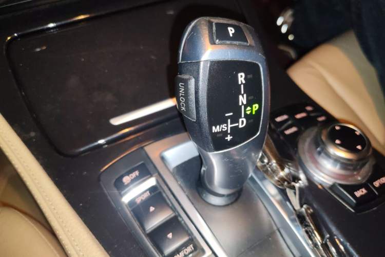 Used BMW 5 Series 2013 520Li Elegant Edition
