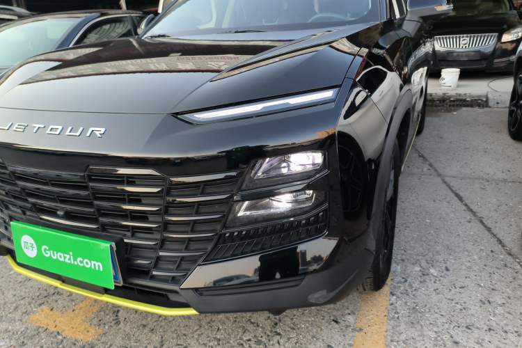 Used JETOUR Dashing 2025 1.5T DCT Beyond Edition
