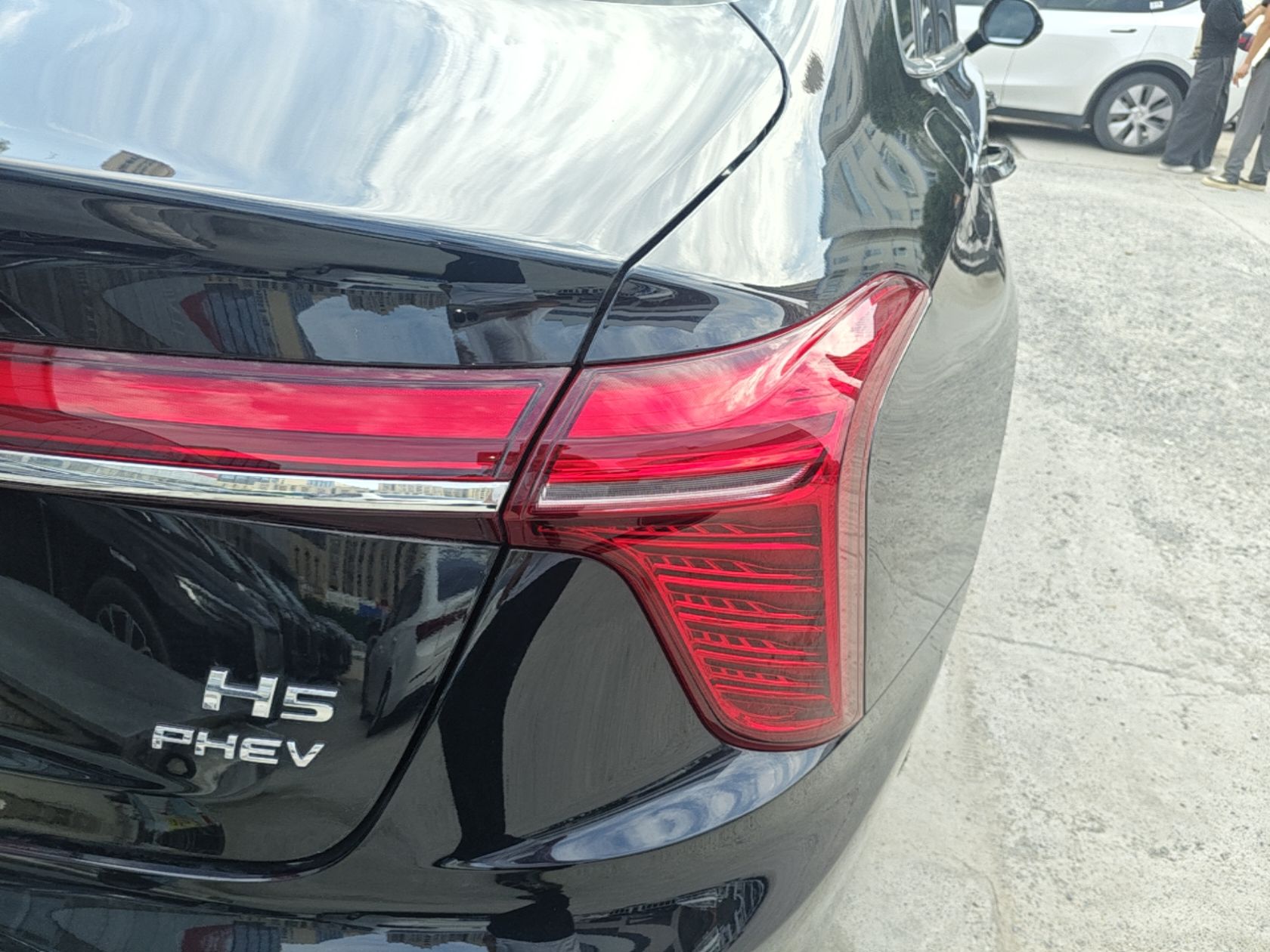 Hongqi H5 PHEV 2025 130 Super Hybrid Version — снимка 9