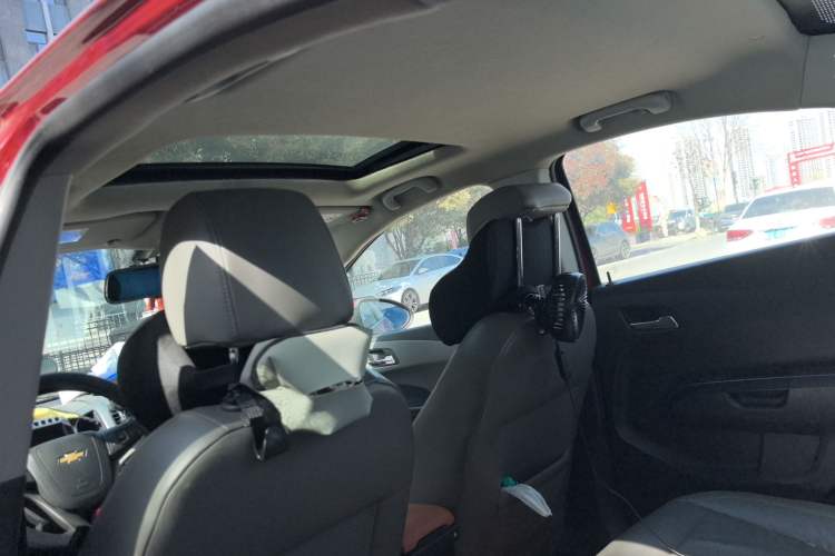 Used Chevrolet Aveo Sonic 2011 Sedan 1.6L Automatic SX
