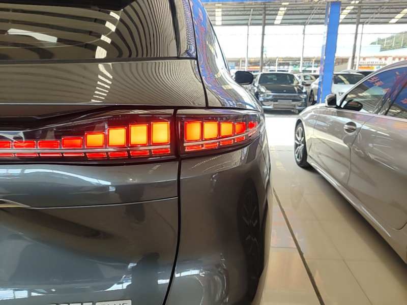 Used CHANGAN CS75 PLUS 2025 4th Generation 1.5T New Blue Whale Smart Luxury Edition — 7