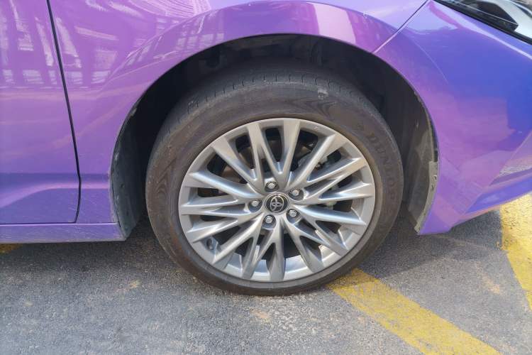 Used Toyota Avalon 2024 Dual-Engine 2.5L XLE Premium Edition