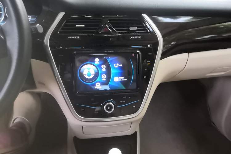 Used Denza 2014 Deluxe Edition